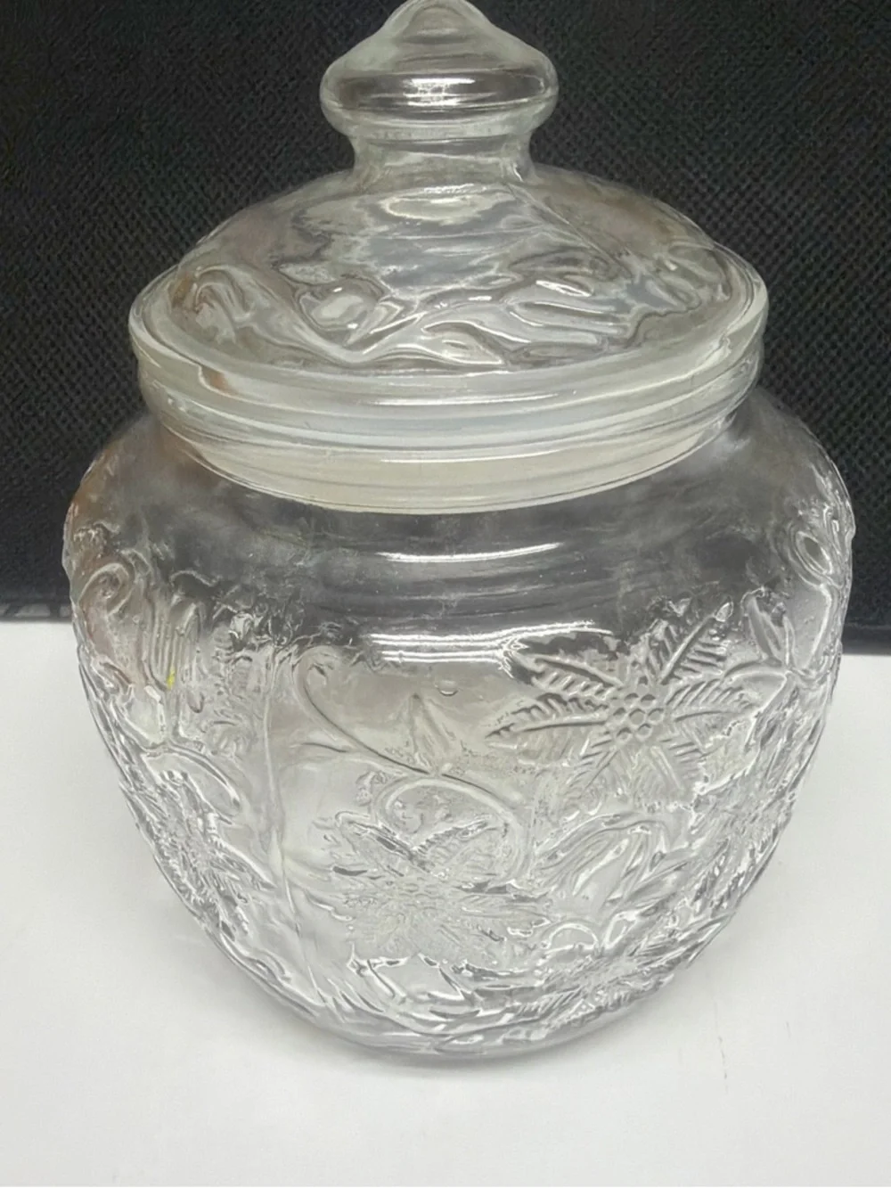 Princess House Fantasia small canister by 7” item 5212